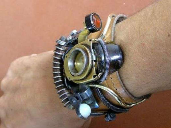 મિકેનિક જ્વેલરીનો ટ્રેન્ડ