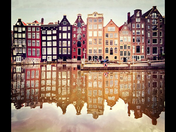 બેસ્ટ અને સુંદર રિફ્લેક્શન ફોટોગ્રાફી