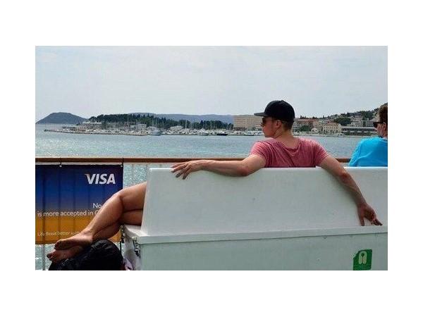 જ્યારે પરફેક્ટ ટાઇમીંગ હોય તો તસવીર આવી આવે છે..