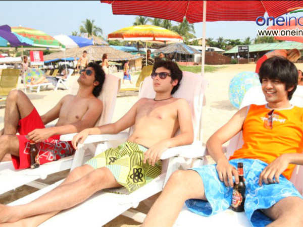 કેમકે લગ્ન કર્યા પછી આઝાદી છિનવાઇ જાય છે