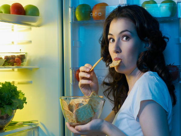 how to curb night time snacking