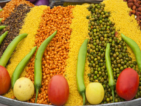 ૪. બજારનું ભોજન કે સ્ટ્રીટ ફૂડ: