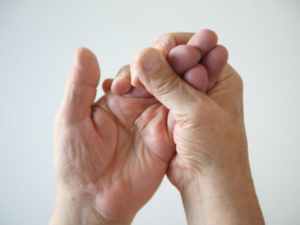 ૮. હાડકામાં દુખાવો: 