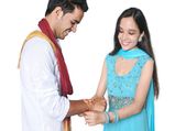 भैय्या के लिये रक्षाबंधन गिफ्ट? 