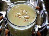 स्‍वाद से भरा बादाम का शीरा 