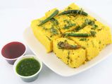 लो फैट वाला मूंग दाल ढोकला 
