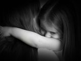 अपने बच्‍चे के अंधेरे से डर को कैसे शांत करें?