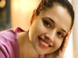 घरेलू चीज़ों से हटाइये चेहरे के बाल 