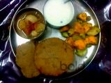 व्रत में बनाइये कुट्टू की पूड़ी 