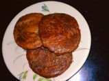 भूख लगे तो बनाएं अरिसेलु 