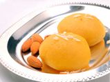 रमज़ान में परिवार वालों के लिये जरुर बनाएं शकरकंद की बर्फी