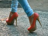  Fashion Fact: जानें कैसे ट्रैंड में आ गईं हाई हील्‍स 