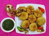 नॉन वेज पसंद करने वालों को जरुर भाएगी ये चिकन कचौड़ी 