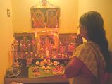 पूजा के कमरे में ना लगाएं मृत लोंगो की तस्‍वीर, नहीं तो होगा पाप  