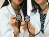   Gynecologist के पास जा रही हैं तो कभी ना छुपाएं उनसे ये 11 बातें 
