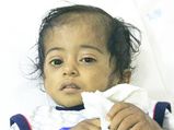 दुधमुंहे बेटे के दिल की सर्जरी करवाने के ल‍िए ठोकर खा रहा है ये बेबस पिता 