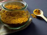 शेक और स्‍मूदीज में होने लगा है हल्‍दी का इस्‍तेमाल, जाने कितनी मात्रा में करना चाह‍िए सेवन