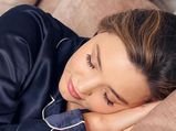 ग्लोइंग स्किन के लिए यूज करें ये ओवरनाइट ब्यूटी टिप्स 