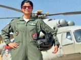 गणतंत्र दिवस पर पहली बार फ्लाई पास्ट का नेतृत्व महिला फ्लाइट लेफ्टिनेंट स्वाति राठौड़ ने किया  