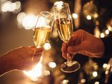 New Year 2022: कोरोना काल में इस तरह करें न्यू ईयर पार्टी, जानें घर पर कैसे मनाएं नया साल 