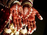 बाजार से मेहंदी क्यों लाना, जब घर पर भी बना सकते हैं इसे