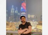 HBD Shahrukh Khan: इस उम्र में भी किंग खान दिखते हैं डेशिंग, देखें स्टाइलिश लुक्स