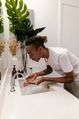 ऑयली स्किन वाले पुरुष सर्दियों करते हैं ये मिस्टेक्स, त्वचा पर आते हैं ब्लैक स्पॉट और एक्ने