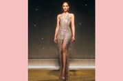 Miss Universe 2023: यूज्ड कैन पुल टैब्स से बनीं डायमंड की तरह चमकते गाउन को पहन मिस थाईलैंड छाईं