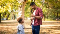 Parenting Tips: जिद्दी बच्चे को मिनटों में कंट्रोल करने के लिए अपनाएं ये टिप्स
