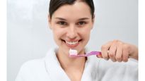 Brushing Teeth Technique: मजबूत दांत पाने के लिए जानिए स्टेप बाय स्टेप ब्रश करने का सही से तरीका 