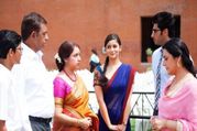Relationship Tip: फ्यूचर इन-लॉज़ से मिलने जा रहे हैं तो इन बातों का रखें खास खयाल, वर्ना हो सकती है गड़बड़