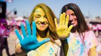 Holi: ऑयली स्किन से होली का रंग निकलने के लिए ट्राई करें ये होम रेमेडीज