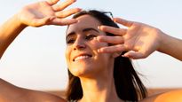 Vitamin D Deficiency: शरीर में दिखें ये संकेत तो हो जाएं सतर्क, विटामिन डी की कमी के हो सकते हैं लक्षण