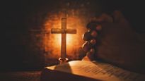 Good Friday 2023: कहीं हॉट क्रॉस बन, तो कहीं खाई जाती है मछली, जानिए होली फ्राइडे से जुड़े फैक्ट्स
