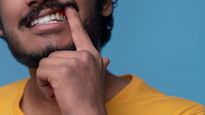 Loose Adult Tooth: जवानी में भी दांत ढीले होने की समस्या का कर रहे सामना, जानिए इसके कारण