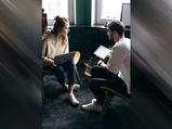 Relationship Tips: टिंडर हटाने से लेकर अच्छी जॉब तक रिलेशनशिप में काफी अहम