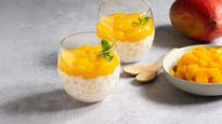 Mango Recipe: गर्मी में सेहत के साथ रखना है स्वाद का ख्याल, ट्राई करें मैंगो कोकोनट स्लश रेसिपी
