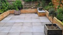 Terrace Cleaning Tips: छत के कोने-कोने से निकालनी हैं गंदगी, इन क्लिनिंग टिप्स को करें ट्राई