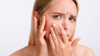 Monsoon Skin Care: बारिश में स्किन डैमेज होने का बढ़ जाता है खतरा, इन गलतियों को न करें नजरअंदाज