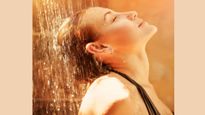 Hair Wash in Periods: मासिक धर्म में कब धोने चाहिए बाल, जानें शास्त्रों में इसका जवाब