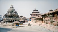 भगवान को भी लगती है गर्मी, इंसानों की तरह आता है पसीना, ये हैं भारत के अनूठे मंदिर