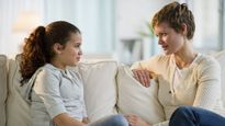 बेटी को जल्दी शुरु हो गए हैं पीरियड्स, पैरेंट्स को  Early puberty से जुड़ी ये 5 बातें होनी चाह‍िए मालूम