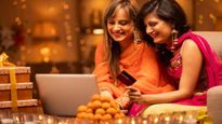 Diwali 2023: अगर घर से हैं दूर तो ना हो उदास, ऐसे मनाइए यादगार दिवाली