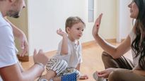 Know Your Parenting Style: किस तरह के पैरेंट हैं आप- गार्डनर या कारपेंटर? जानिये अपनी पैरेंटिंग स्टाइल