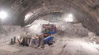 Uttarkashi Tunnel Crash: 11 दिन से सुरंग में फंसे हैं 41 लोग, क्‍या होगा जब शरीर को कई द‍िनों तक न म‍िले धूप