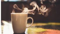 रोजाना पीते हैं तीन कप से ज्यादा चाय-कॉफी तो अलर्ट हो जाएं, वरना हो जाएगां ये हाल! 