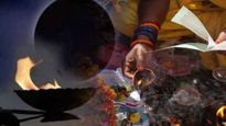 Phalgun Amavasya 2024: साल की अंतिम अमावस्या पर जान लें पितृ दोष से मुक्ति के खास उपाय