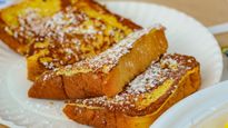 Masala French Toast: मदर्स डे पर अपनी प्यारी मम्मा के लिए नाश्ते में बनाएं मसाला फ्र