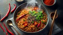  Korean Noodles Ban: डेनमार्क ने बैन क‍िए कोरियन नूडल्स, जानें कैसे स्‍पाइसी फूड सेहत को पहुंचाते हैं नुकसान 