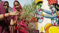 Tulsi Vivah Famous Geet Lyrics: तुलसी विवाह में पढ़ें ये लोकप्रिय और पारंपरिक लोकगीत